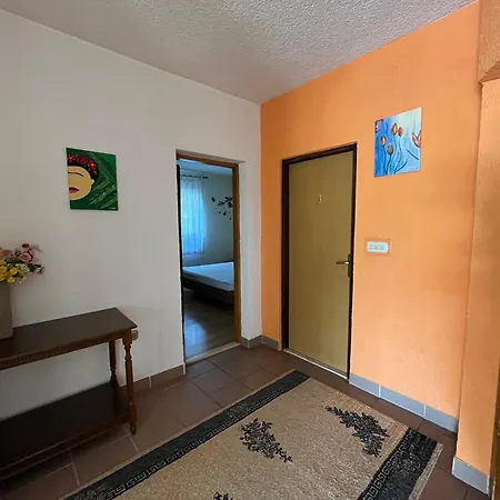 Family House Antonio Apartment *